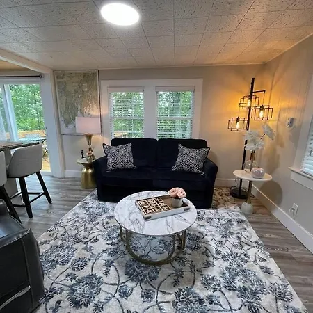 Spacious 1 Bedroom Close To Everything 4 Edgecomb Extérieur photo